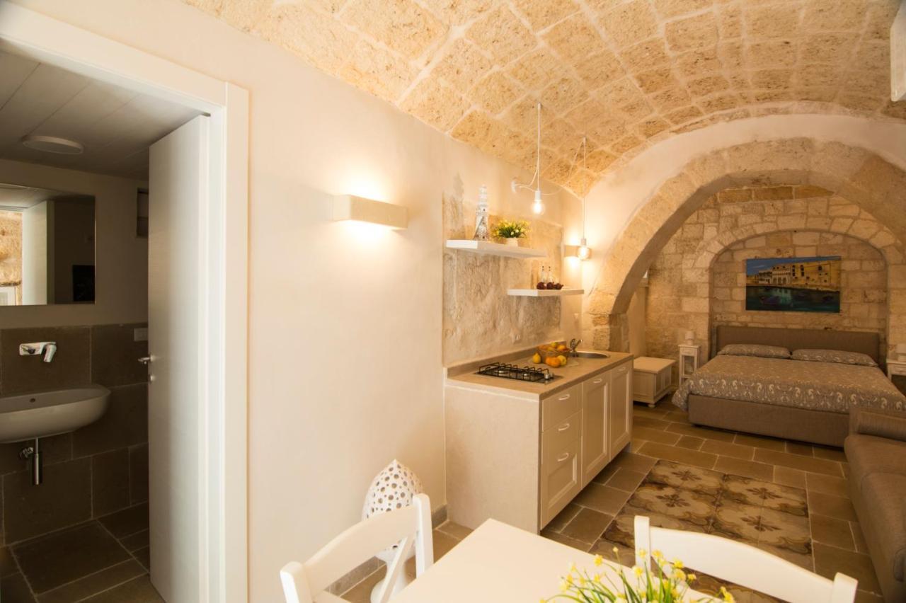 Dimore Del Borgo Antico - Il Sottano โมโนโปลี ภายนอก รูปภาพ