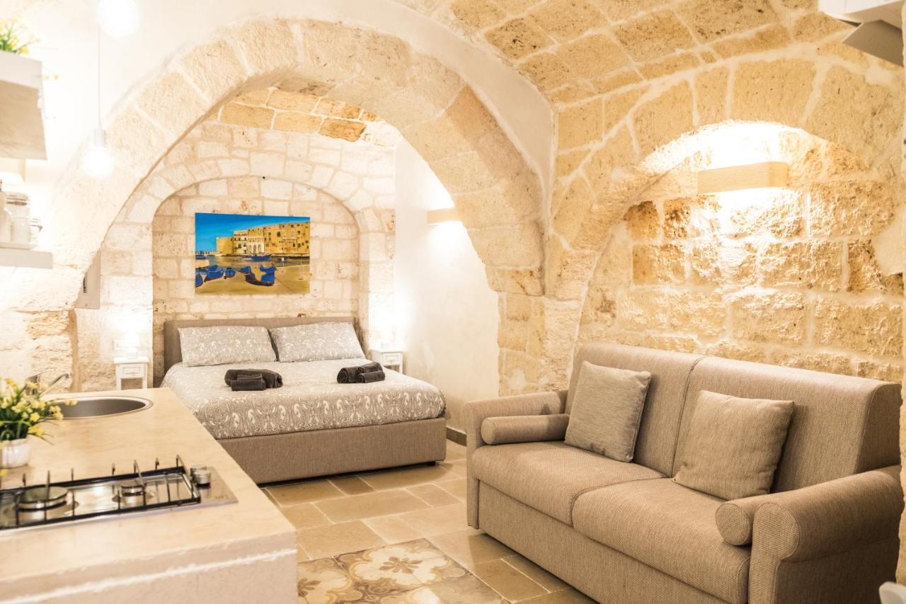 Dimore Del Borgo Antico - Il Sottano โมโนโปลี ภายนอก รูปภาพ