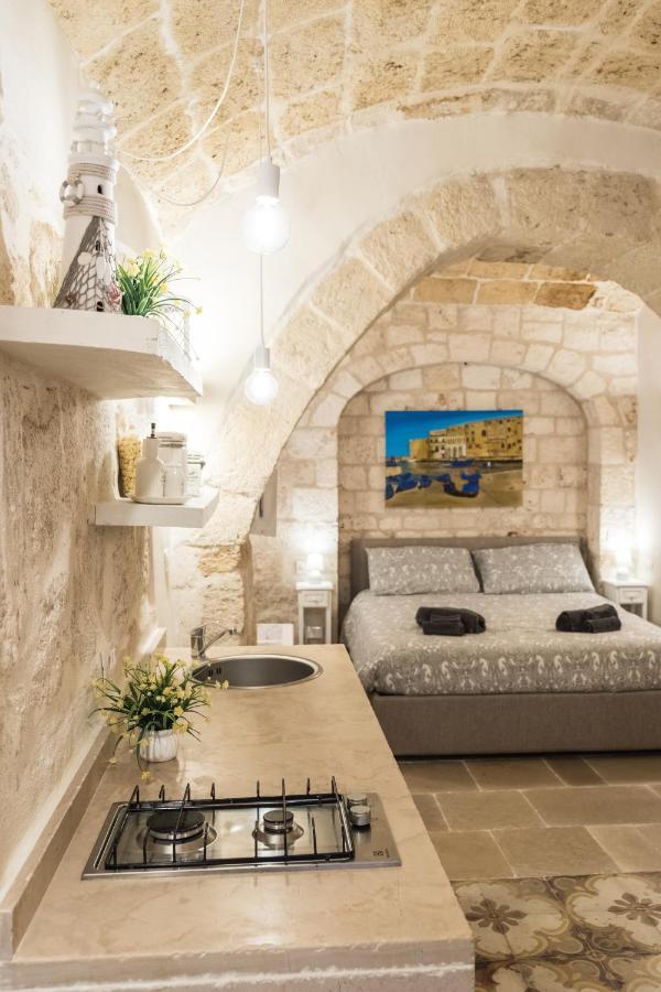 Dimore Del Borgo Antico - Il Sottano โมโนโปลี ภายนอก รูปภาพ