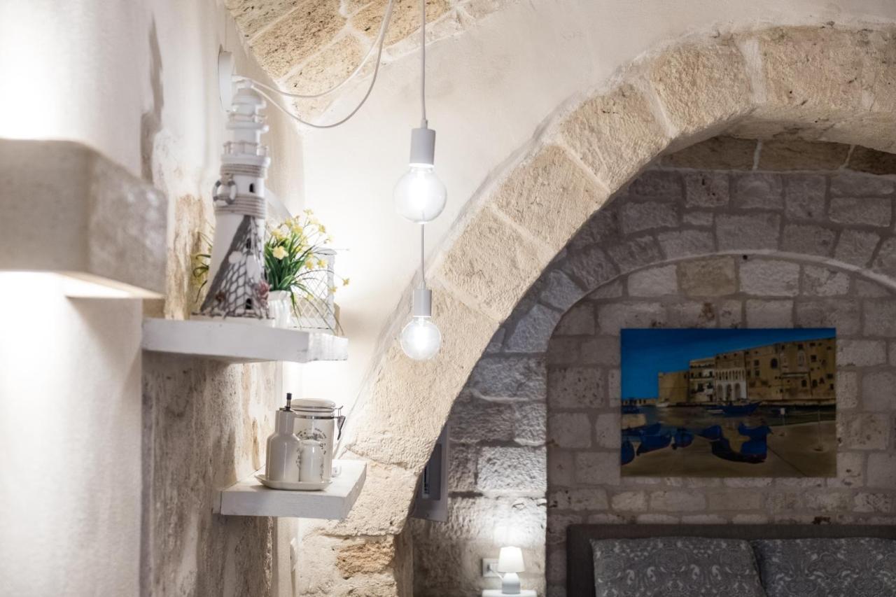 Dimore Del Borgo Antico - Il Sottano โมโนโปลี ภายนอก รูปภาพ